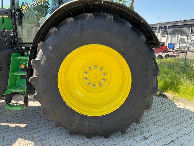 2024 john deere 6r 215 vierwielaangedreven landbouwtractor - afbeelding 3 van  23