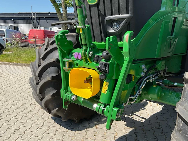 2024 john deere 6r 215 vierwielaangedreven landbouwtractor - afbeelding 5 van  23