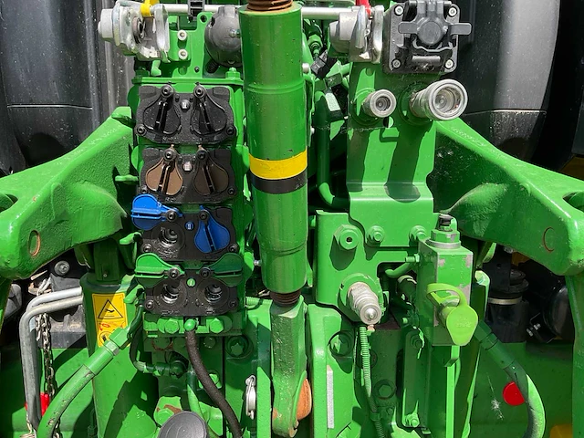 2024 john deere 6r155 vierwielaangedreven landbouwtractor - afbeelding 9 van  32