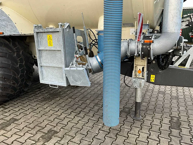 2024 kaweco profi 2.14 ptw tandem bemestertank + bemester - afbeelding 22 van  46