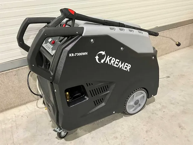 2024 kremer kr 7300 warm water diesel hogedrukreiniger - afbeelding 14 van  16