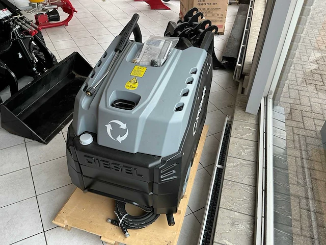 2024 kremer kr-7300wh hogedrukreiniger - afbeelding 1 van  8