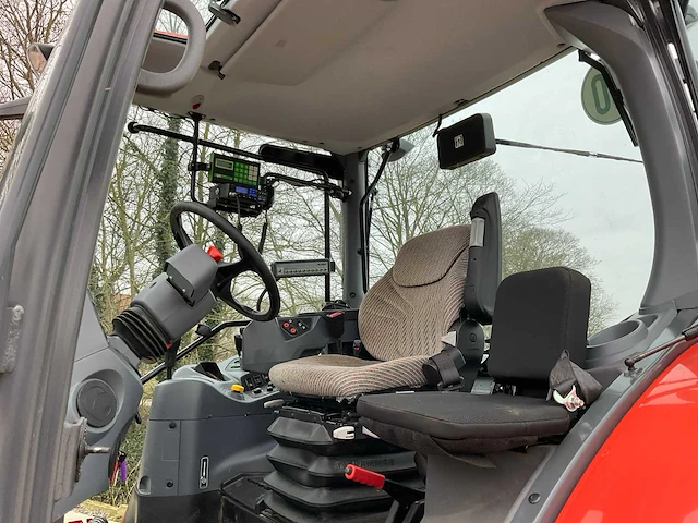 2024 kubota m6-141 utility vierwielaangedreven landbouwtractor - afbeelding 21 van  42