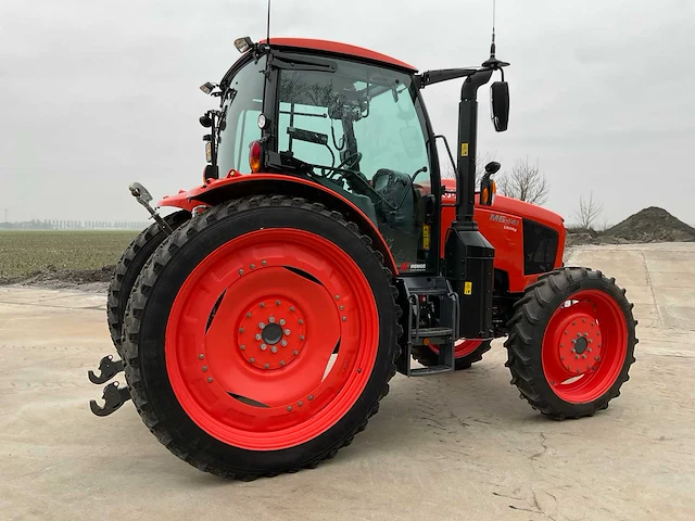 2024 kubota m6-141 utility vierwielaangedreven landbouwtractor - afbeelding 38 van  42