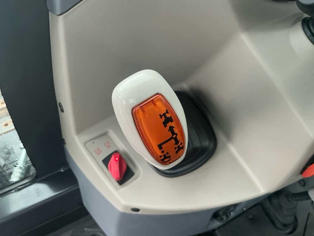 2024 landini 4-105m rupsbandtractor - afbeelding 13 van  24