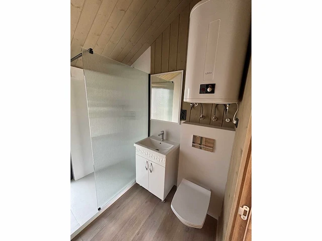 2024 luxery chalet - afbeelding 10 van  28