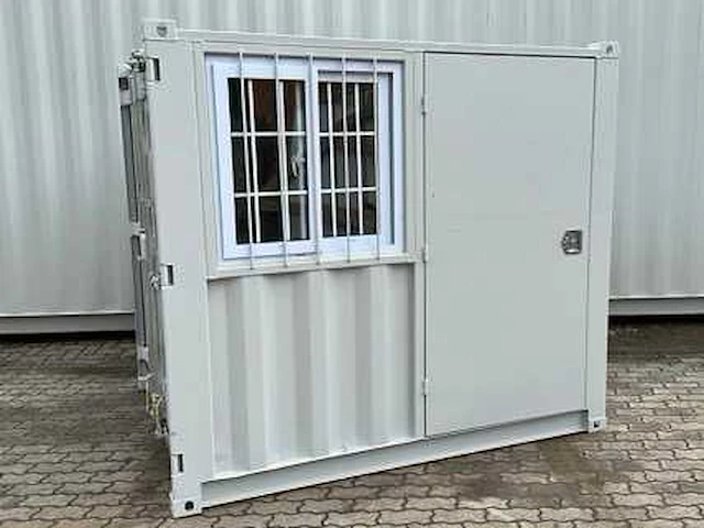 2024 lypu 7 ft container met deur en raam - afbeelding 1 van  7