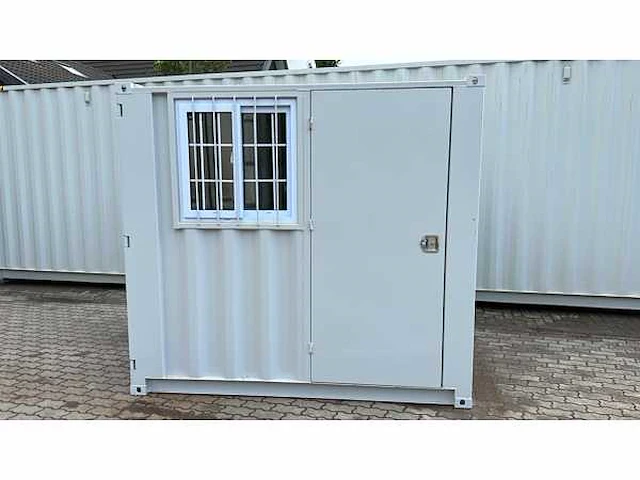 2024 lypu 8ft container met deur en raam - afbeelding 2 van  6