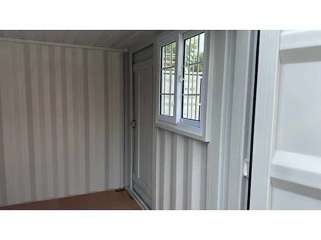 2024 lypu 8ft container met deur en raam - afbeelding 5 van  6