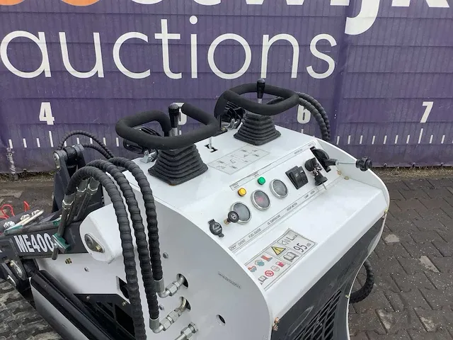 2024 me power rups skidster nieuw/ongebruikt - afbeelding 9 van  14