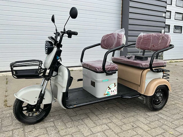 2024 meco m3 elektrische trike - afbeelding 1 van  12