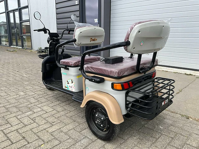 2024 meco m3 elektrische trike - afbeelding 7 van  12