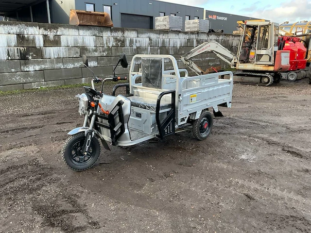2024 meco mc15 e-scooter - afbeelding 1 van  12