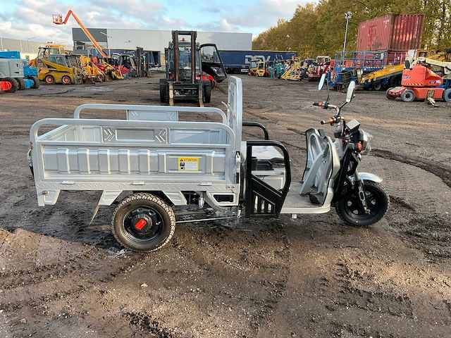 2024 meco mc15 e-scooter - afbeelding 6 van  12
