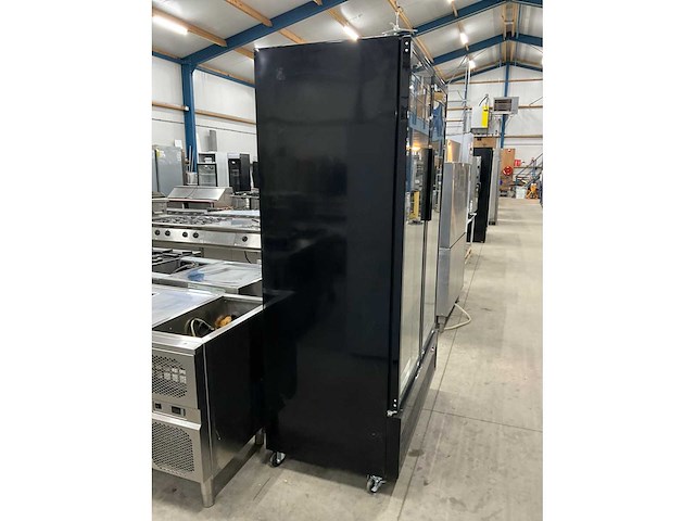 2024 metro gsc2100b-n.c. dubbeldeurs glasdeurkoelkast - afbeelding 7 van  7