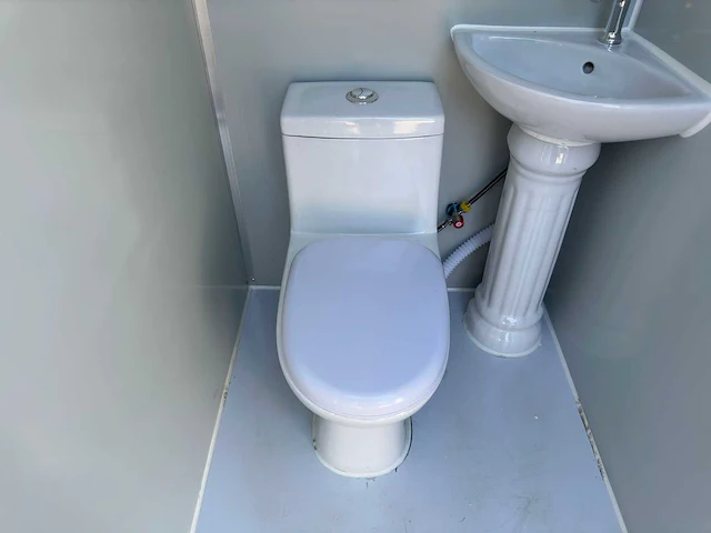 2024 mobiel dubbel 1170x2110x2300 sanitairunit / toiletunit - afbeelding 13 van  15