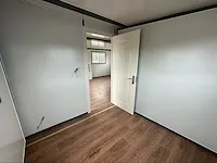 2024 mobiele woonunit / tiny house met twee slaapkamers en keuken op aanhanger - afbeelding 38 van  70