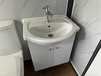 2024 mobiele woonunit / tiny house met twee slaapkamers en keuken op aanhanger - afbeelding 51 van  70