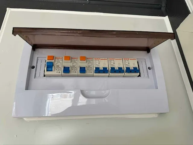 2024 mobiele woonunit / tiny house met twee slaapkamers en keuken op aanhanger - afbeelding 61 van  70
