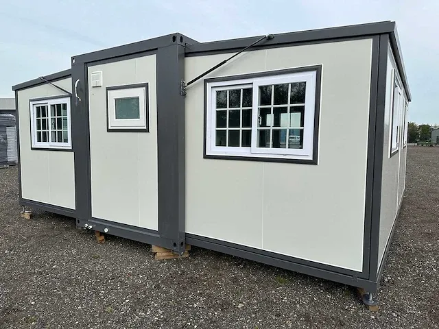 2024 mobiele woonunit / tiny house met twee slaapkamers en keuken op aanhanger - afbeelding 70 van  74