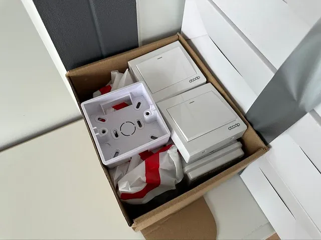 2024 mobiele woonunit / tiny house met twee slaapkamers en keuken steen motief antraciet - afbeelding 26 van  64