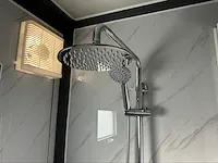 2024 mobiele woonunit / tiny house met twee slaapkamers en keuken steen motief antraciet - afbeelding 49 van  64