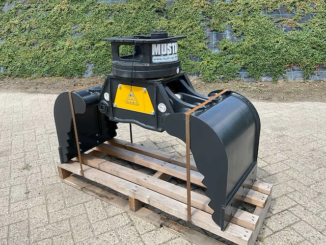2024 mustang grp 250 ch grijper - afbeelding 1 van  9