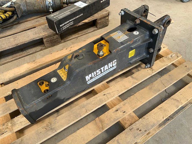 2024 mustang hm 150 sloophamer - afbeelding 1 van  5