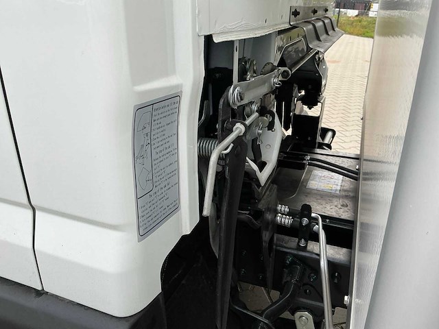 2024 nextem humpback bedrijfswagen - afbeelding 20 van  29