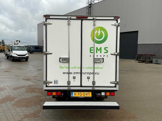 2024 nextem humpback bedrijfswagen - afbeelding 24 van  29