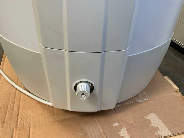 2024 oso s2x 300 warmwatertank - afbeelding 4 van  6
