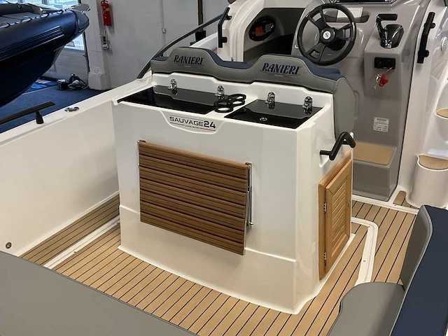 2024 ranieri sauvage 24 sportcruiser - afbeelding 3 van  30