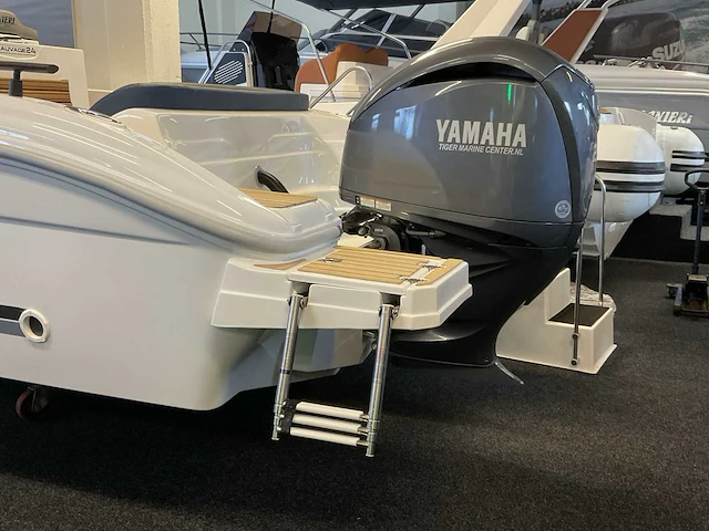 2024 ranieri sauvage 24 sportcruiser - afbeelding 4 van  30