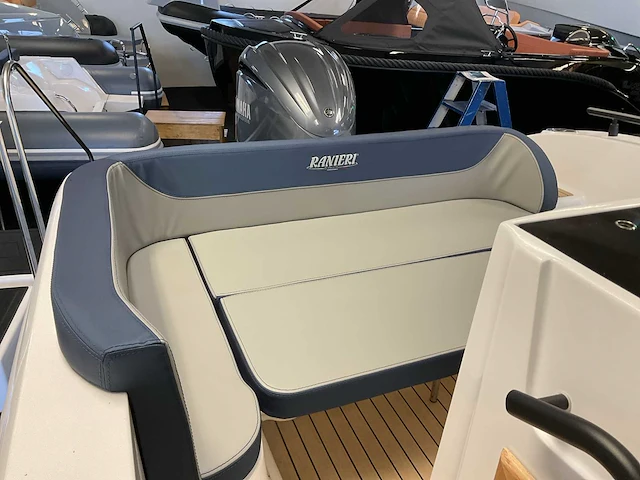 2024 ranieri sauvage 24 sportcruiser - afbeelding 20 van  30