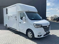 2024 renault master paardenvrachtwagen