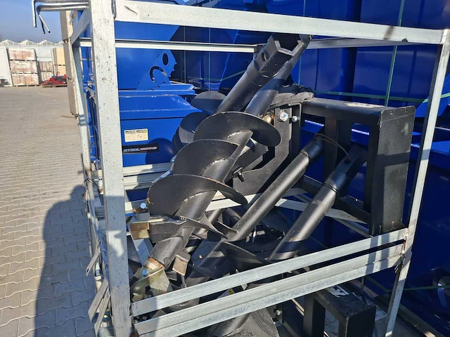 2024 rhino-cross 450/200 set hydraulische grondboren schranklader - afbeelding 2 van  10