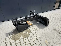 2024 rhino-cross backhoe arm ten behoeve van schranklader - afbeelding 1 van  8