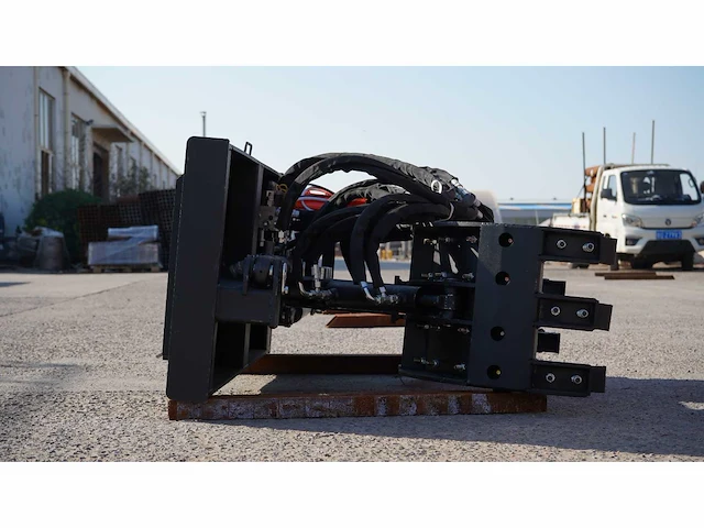 2024 rhino-cross grapple claw ten behoeve van schranklader - afbeelding 5 van  9