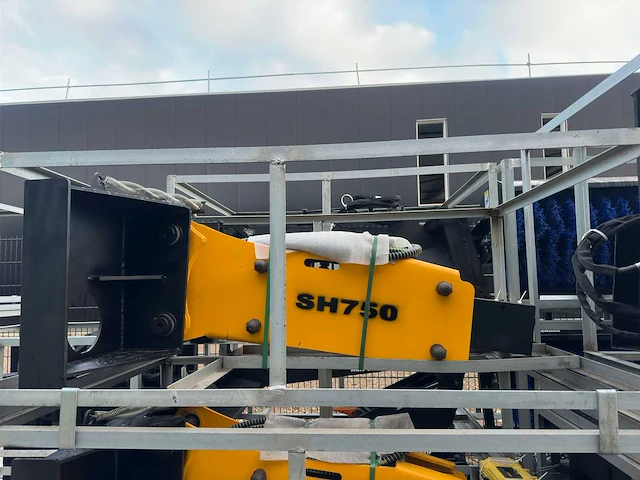2024 rhino-cross hydraulic breaker sloop hamer ten behoeve van schranklader - afbeelding 2 van  6