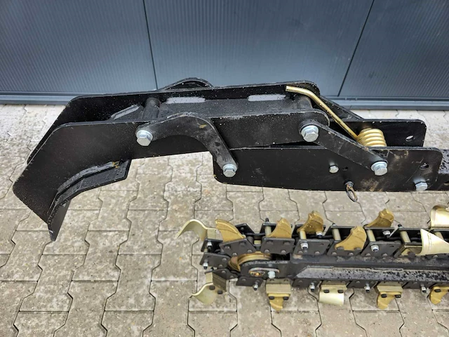 2024 rhino-cross sleuvenfrees ten behoeve van schranklader - afbeelding 2 van  14