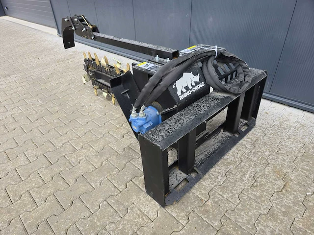 2024 rhino-cross sleuvenfrees ten behoeve van schranklader - afbeelding 12 van  14