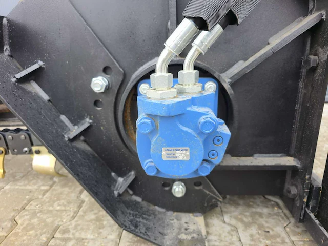 2024 rhino-cross sleuvenfrees ten behoeve van schranklader - afbeelding 14 van  14