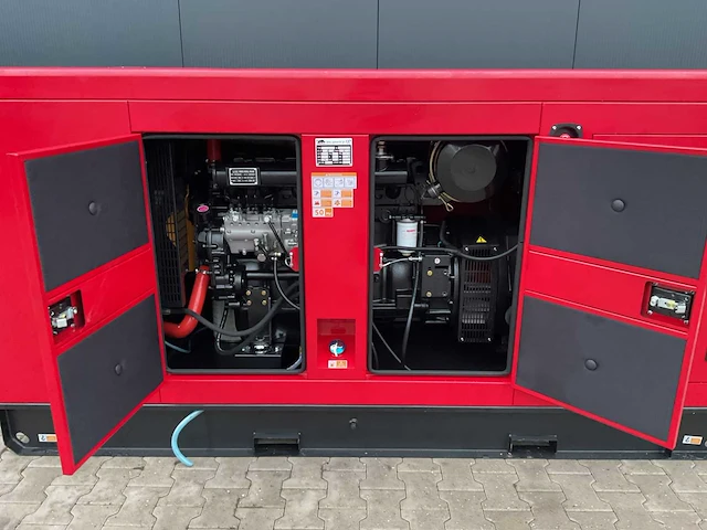 2024 rhino-cross ve-130 noodstroomaggregaat generator - afbeelding 13 van  23