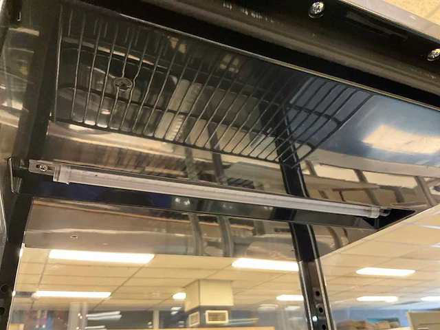 2024 saro sc 80 gebaksvitrine - afbeelding 4 van  8