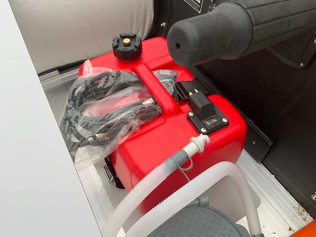 2024 solar marine 360 rubberboot - afbeelding 26 van  36