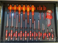 2024 stahltech 3-drawer 129 pcs gereedschapskist gevuld - afbeelding 7 van  8
