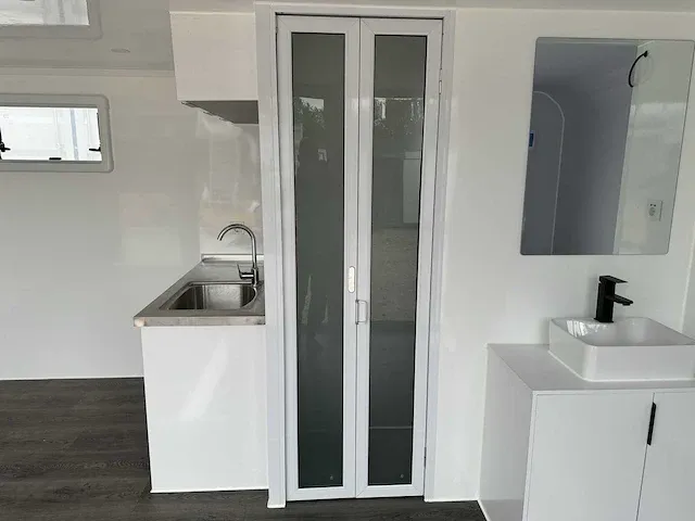 2024 stahlworks eco 6000 tiny house / atelier / kantoor uitschuifbaar - afbeelding 16 van  50
