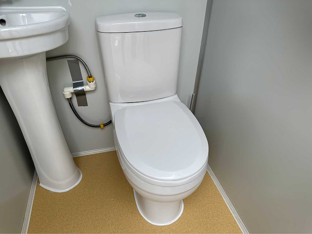 2024 stahlworks single 1310x1100x2360 sanitairunit / toiletunit - afbeelding 24 van  25