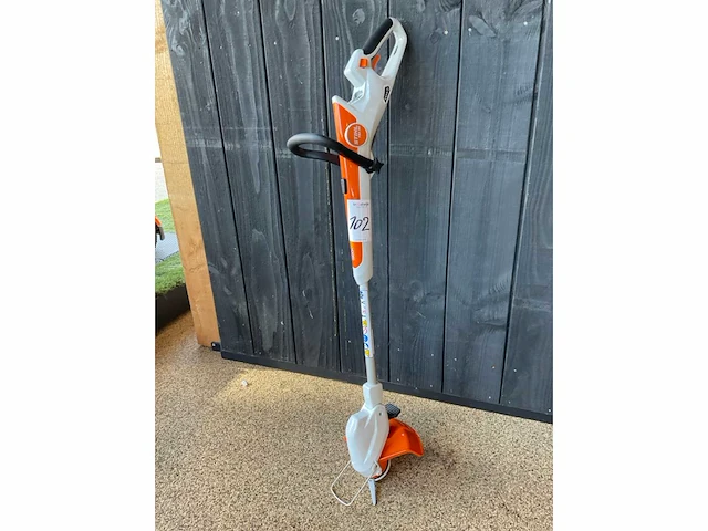 2024 stihl fsa 30 accu-grastrimmer - afbeelding 2 van  6