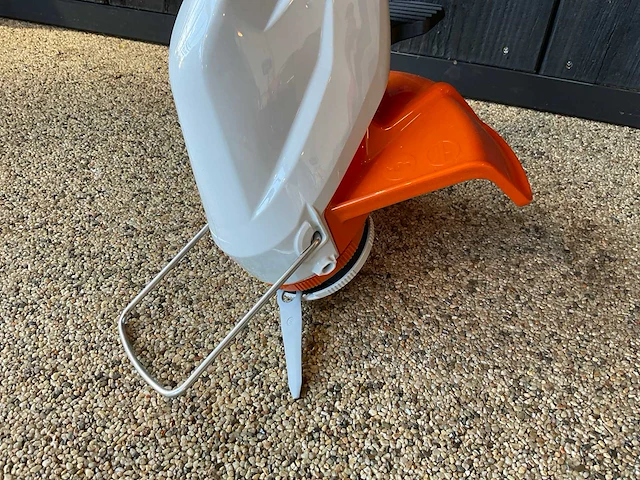 2024 stihl fsa 30 accu-grastrimmer - afbeelding 4 van  6